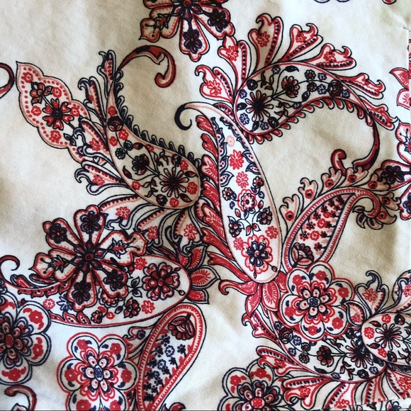 Kenzie Red/White/Blue Paisley Cotton Shorts - 8 - Picture 3 of 6